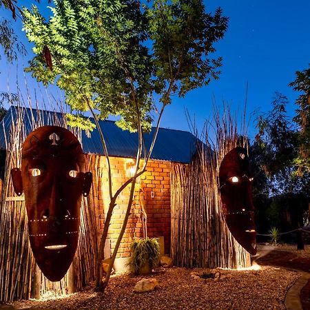 Urban Camp Hotel Windhoek Exterior photo