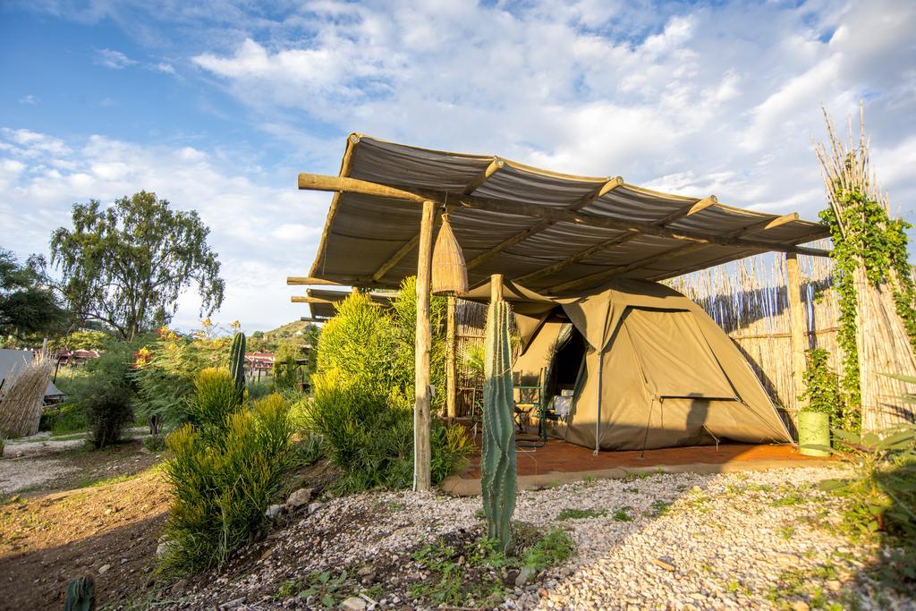 Urban Camp Hotel Windhoek Room photo