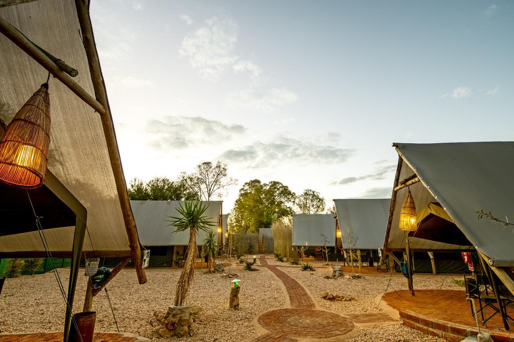 Urban Camp Hotel Windhoek Exterior photo