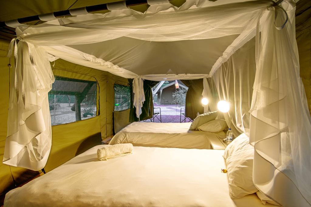 Urban Camp Hotel Windhoek Exterior photo